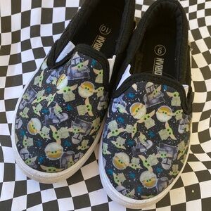 Star Wars Mandalorian Baby Yoda Grogu size Toddler  9/10